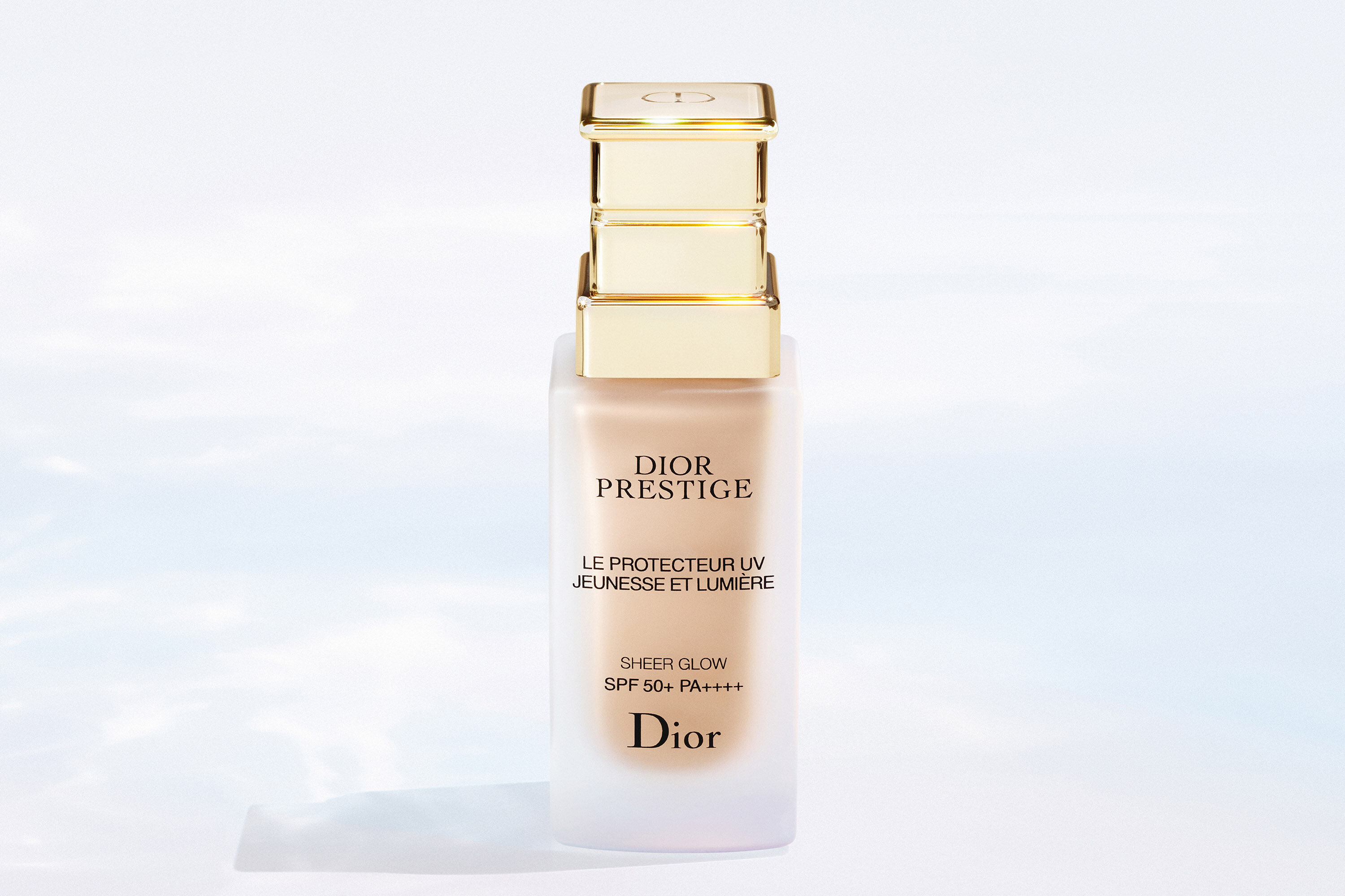 DIOR PRESTIGE LE PROTECTEUR UV JEUNESSE ET LUMIÈRE SHEER GLOW SPF 50+ PA++++